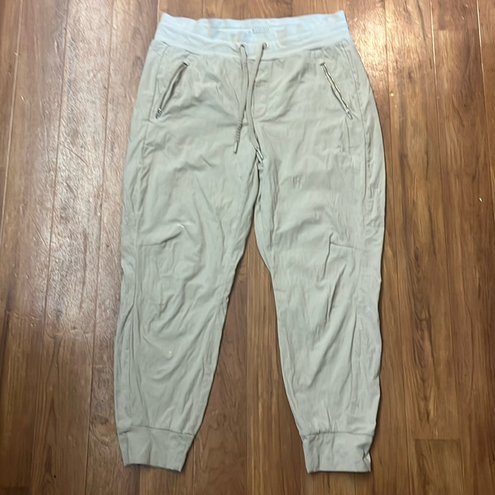 Athleta Tan Size 12 Trekkie North Jogger